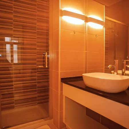My Fair - 2 Bedroom With River View Lisbon
